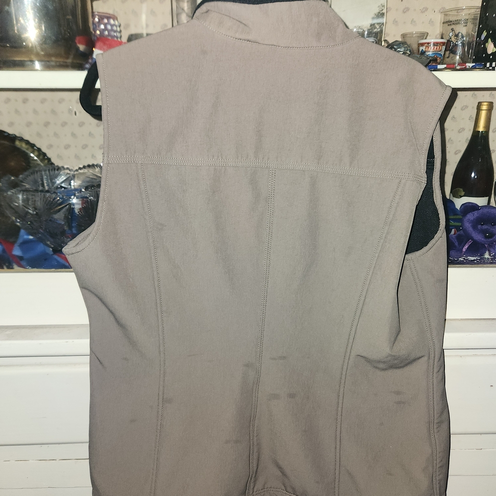 Carhartt Brown Vest with Black Lining - Picture 2 of 3
